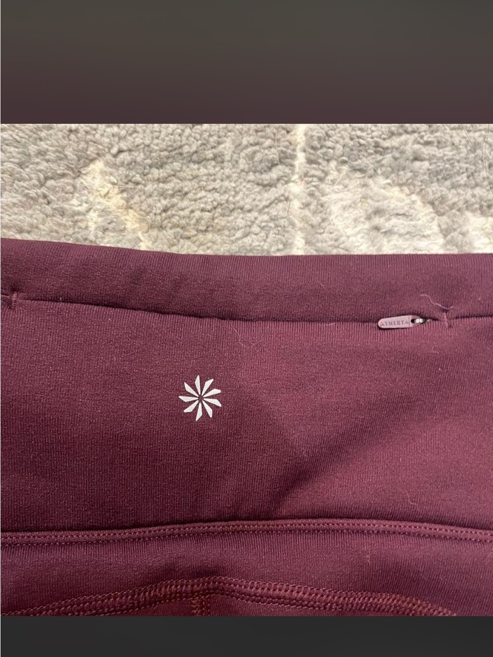NWOT Athleta Altitude Pants. Size XS. - Picture 5 of 6